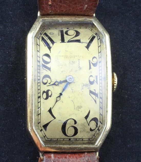 A stylish 1920s/1930s continental 18ct gold manual wind wrist watch,